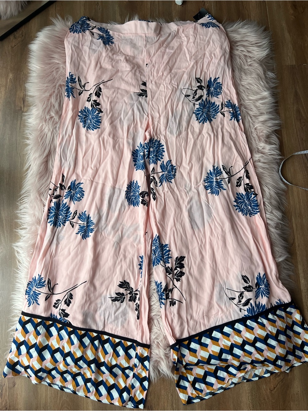 NWT Forever 21 Plus Pink Wide-Leg Floral Palazzo Pants with Blue & Black Accents